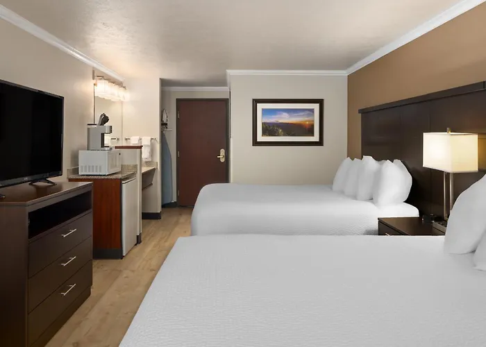 Ramada By Wyndham Moses Lake