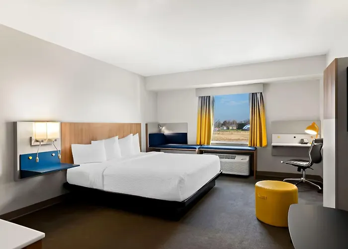 Holiday Inn Express & Suites George - Quincy South By Ihg